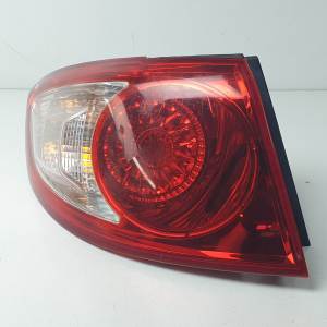 #3054531 PILOTO TRASERO IZQUIERDO