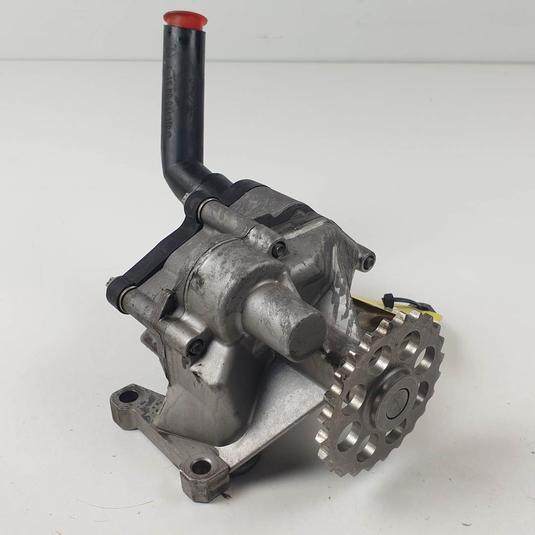 BOMBA ACEITE - 6061810801 - MERCEDES - VITO (W638) CAJA CERRADA