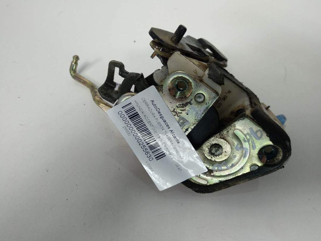 CERRADURA PUERTA TRASERA DERECHA - HYUNDAI - ACCENT (X3)