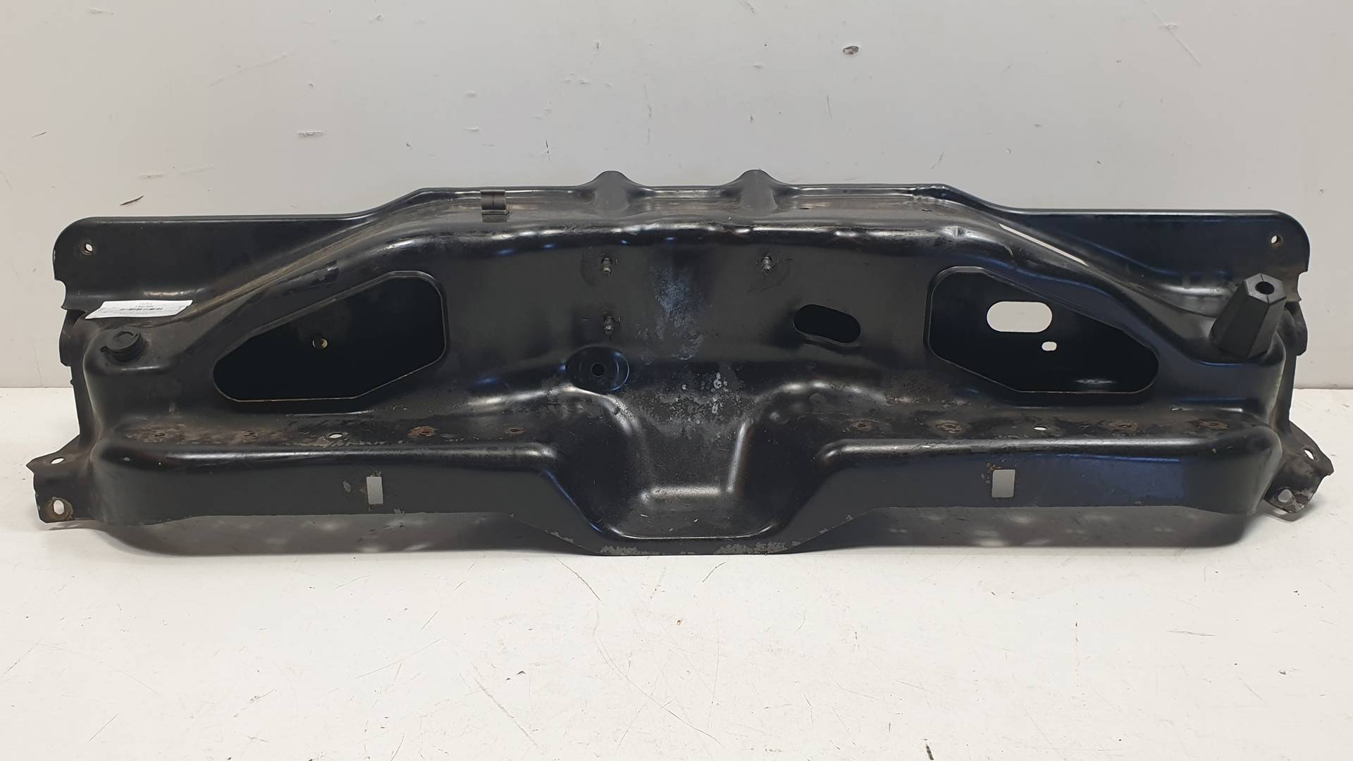 TRAVESAÑO SUPERIOR - PEUGEOT - BOXER CAJA CERRADA