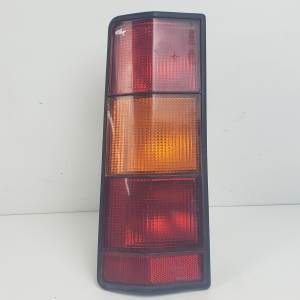 #3054982 PILOTO TRASERO IZQUIERDO