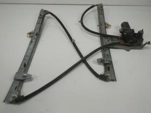 #320601 ELEVALUNAS DELANTERO DERECHO