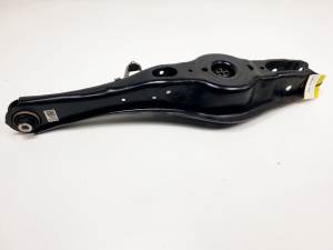 BRAZO SUSPENSION INFERIOR TRASERO IZQUIERDO - SKODA - #1117321