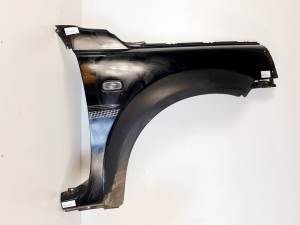 #986684 ALETA DELANTERA DERECHA