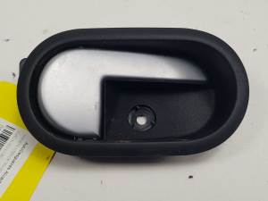 #427939 MANETA INTERIOR TRASERA DERECHA