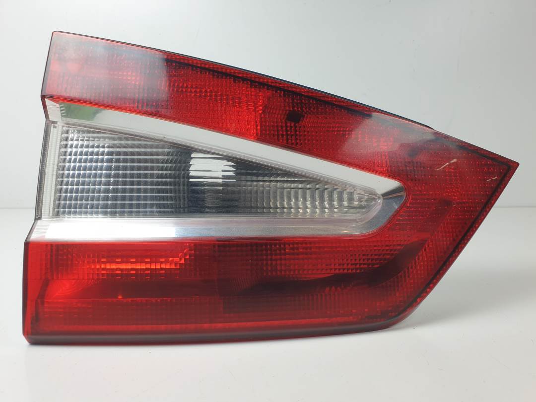 PILOTO TRASERO IZQUIERDO INTERIOR - 6M2113A603EB - FORD - GALAXY (CA1)