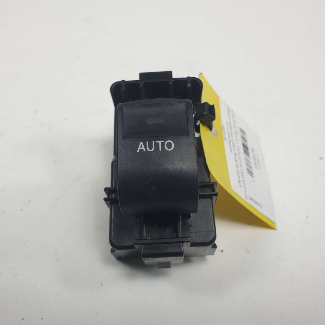 #3406478 MANDO ELEVALUNAS TRASERO DERECHO