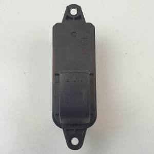 #3130458 MANDO ELEVALUNAS DELANTERO DERECHO