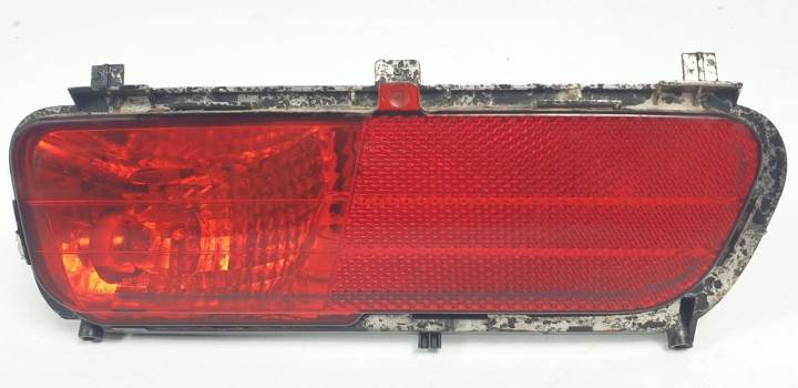 #1343374 PILOTO TRASERO DERECHO PARAGOLPES