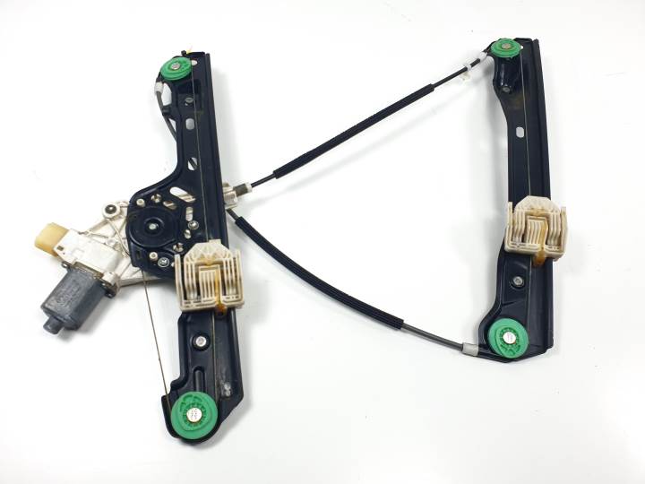 #3016346 ELEVALUNAS DELANTERO IZQUIERDO