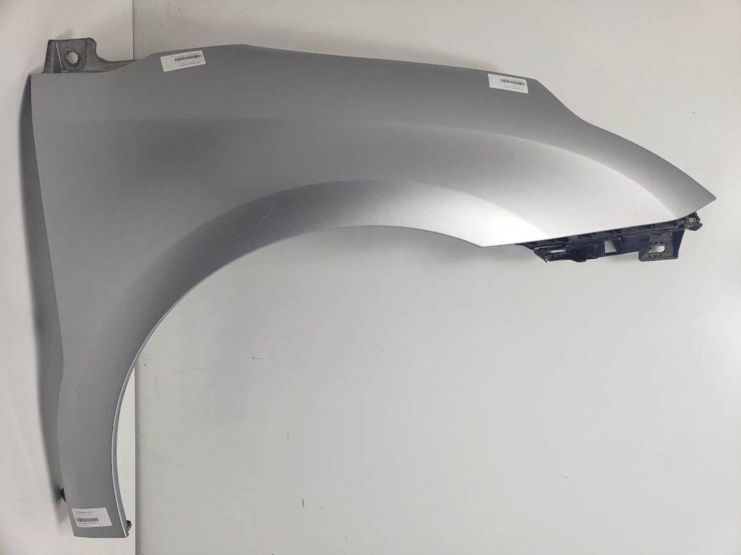 #1438517 ALETA DELANTERA DERECHA