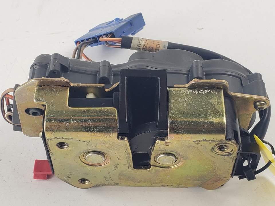 CERRADURA MALETERO / PORTON - CHRYSLER - #1245762