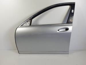 #831378 PUERTA DELANTERA IZQUIERDA