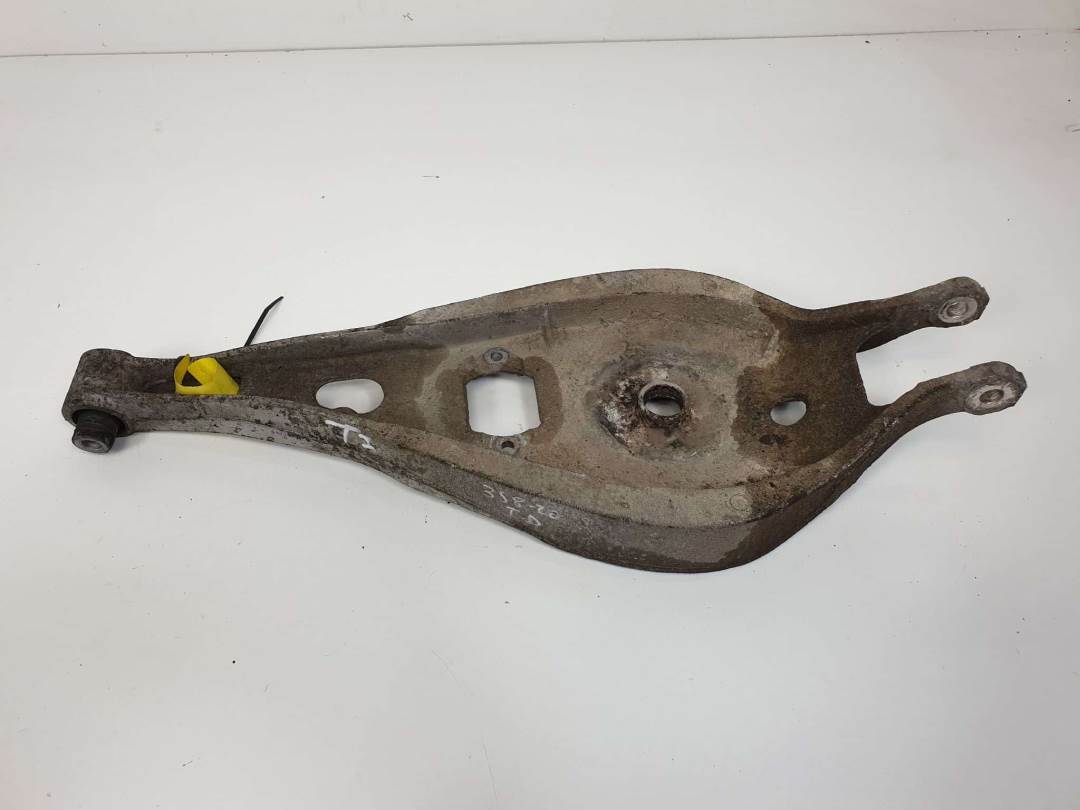 BRAZO SUSPENSION INFERIOR TRASERO DERECHO - BMW - #197169
