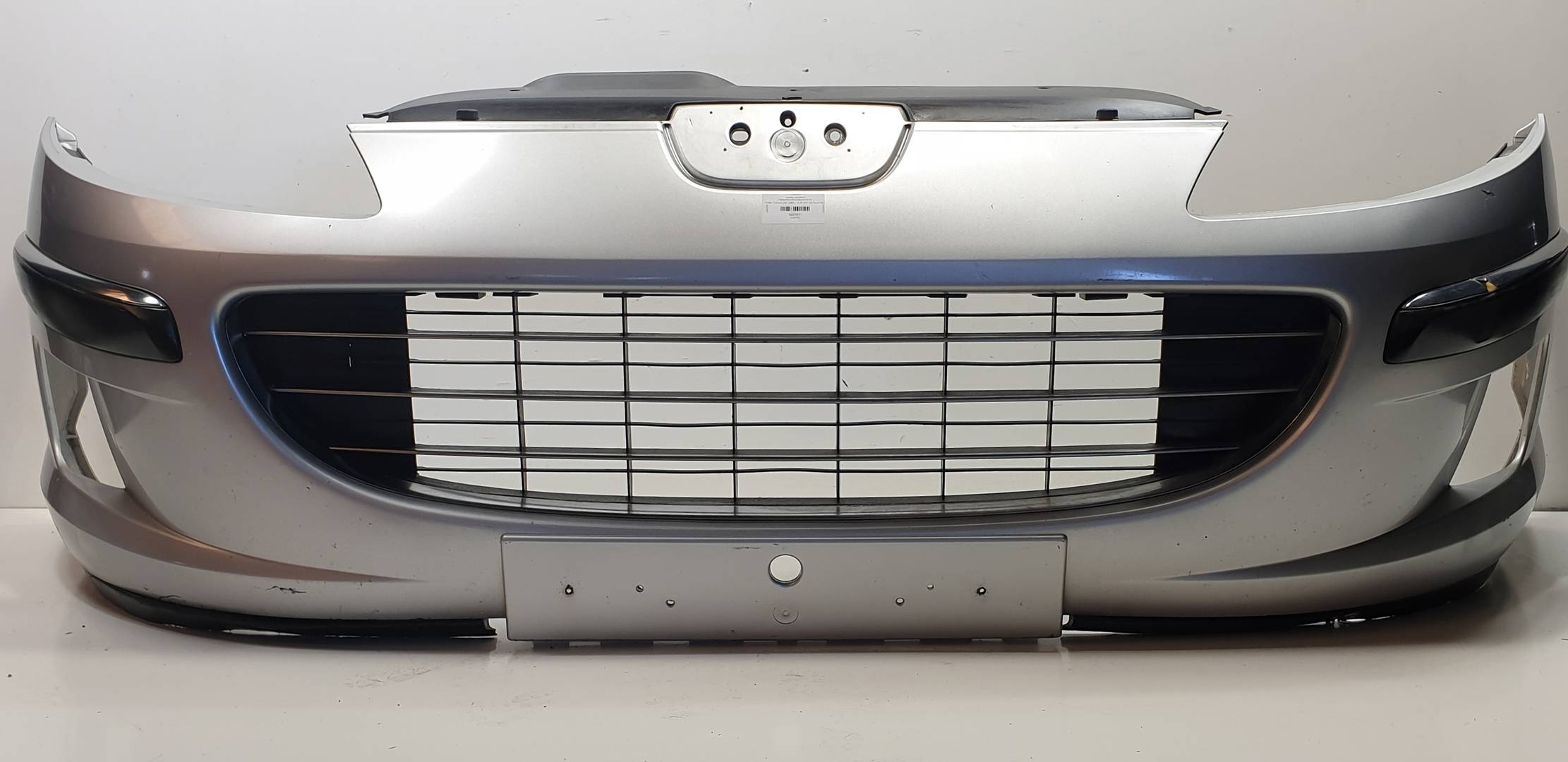 PARAGOLPES DELANTERO