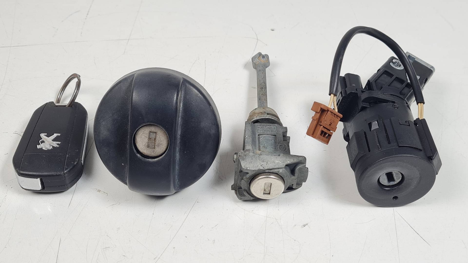 ANTIRROBO - 9663123380 - PEUGEOT - 208