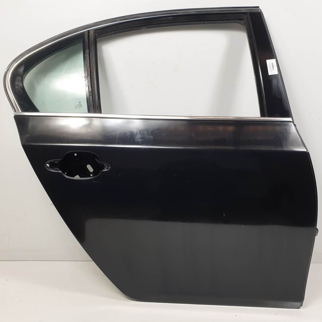 #1214231 PUERTA TRASERA DERECHA