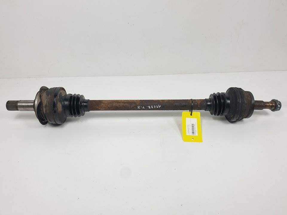 TRANSMISION TRASERA IZQUIERDA - MERCEDES - #831398