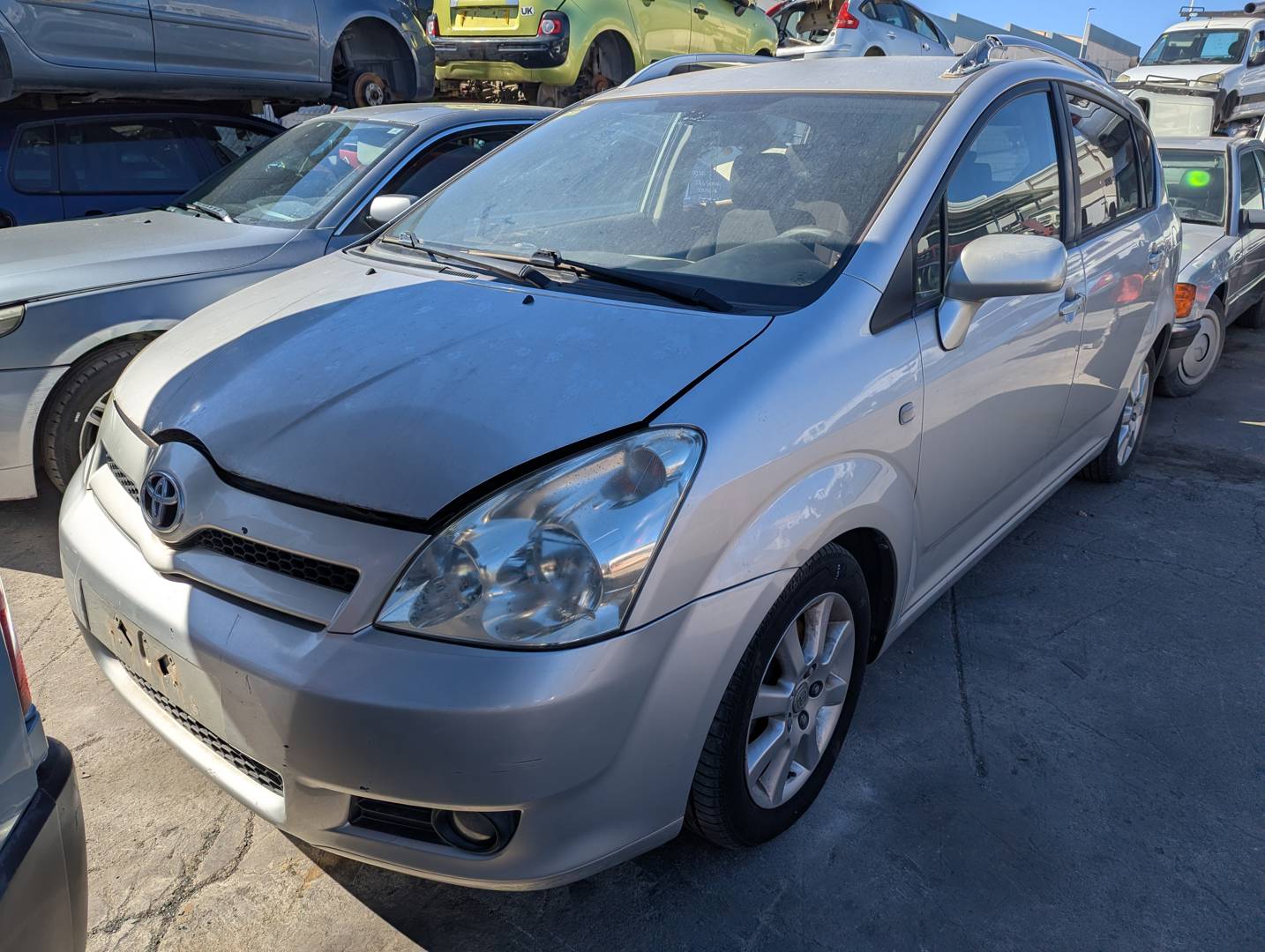 TOYOTA COROLLA VERSO (R1) (2004 - 2009)