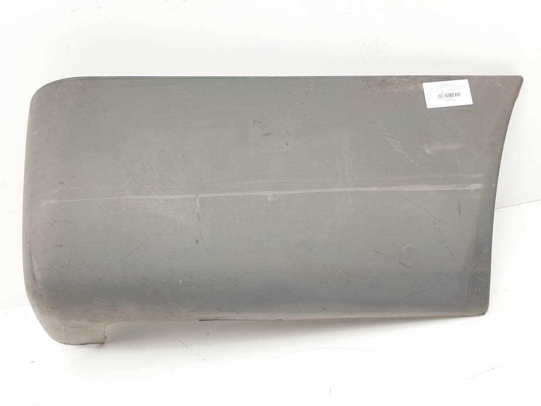 PUNTERA PARAGOLPES TRASERA DERECHA