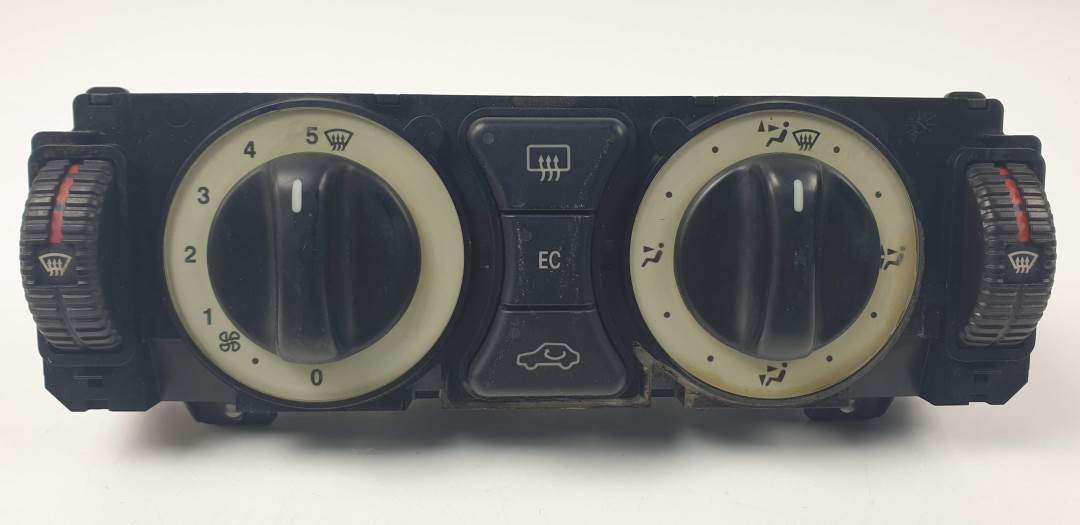 #1366569 MANDO CALEFACCION / AIRE ACONDICIONADO