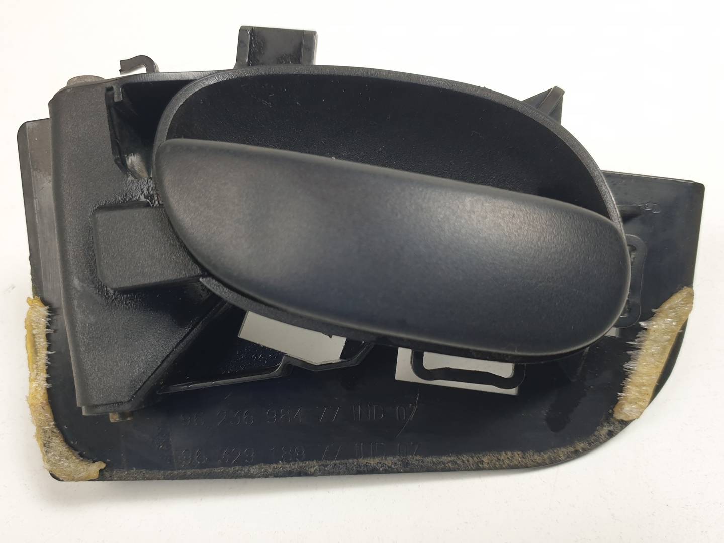 #3269730 MANETA INTERIOR DELANTERA IZQUIERDA