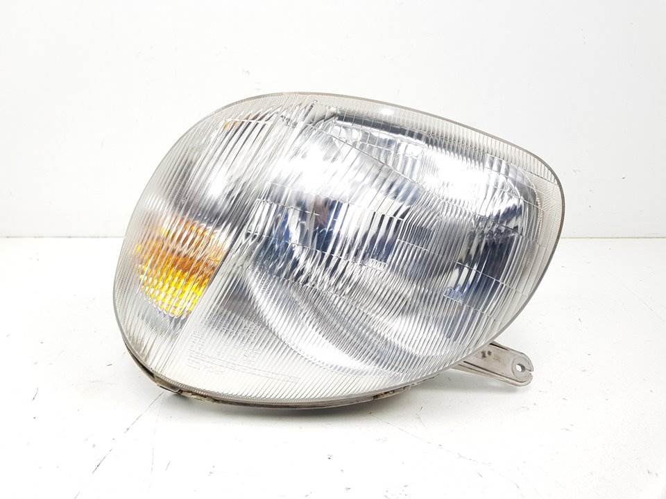 #931114 FARO IZQUIERDO