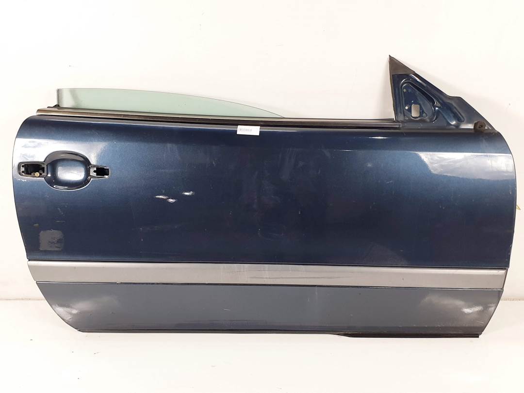 #1512526 PUERTA DELANTERA DERECHA