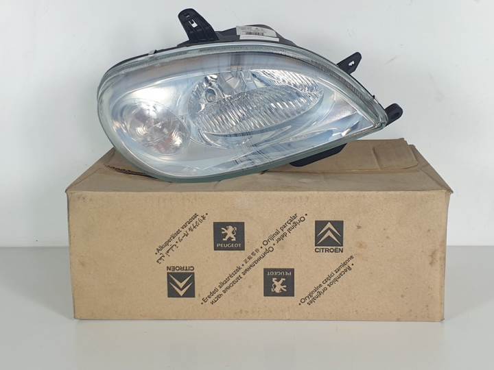 #822203 FARO DERECHO