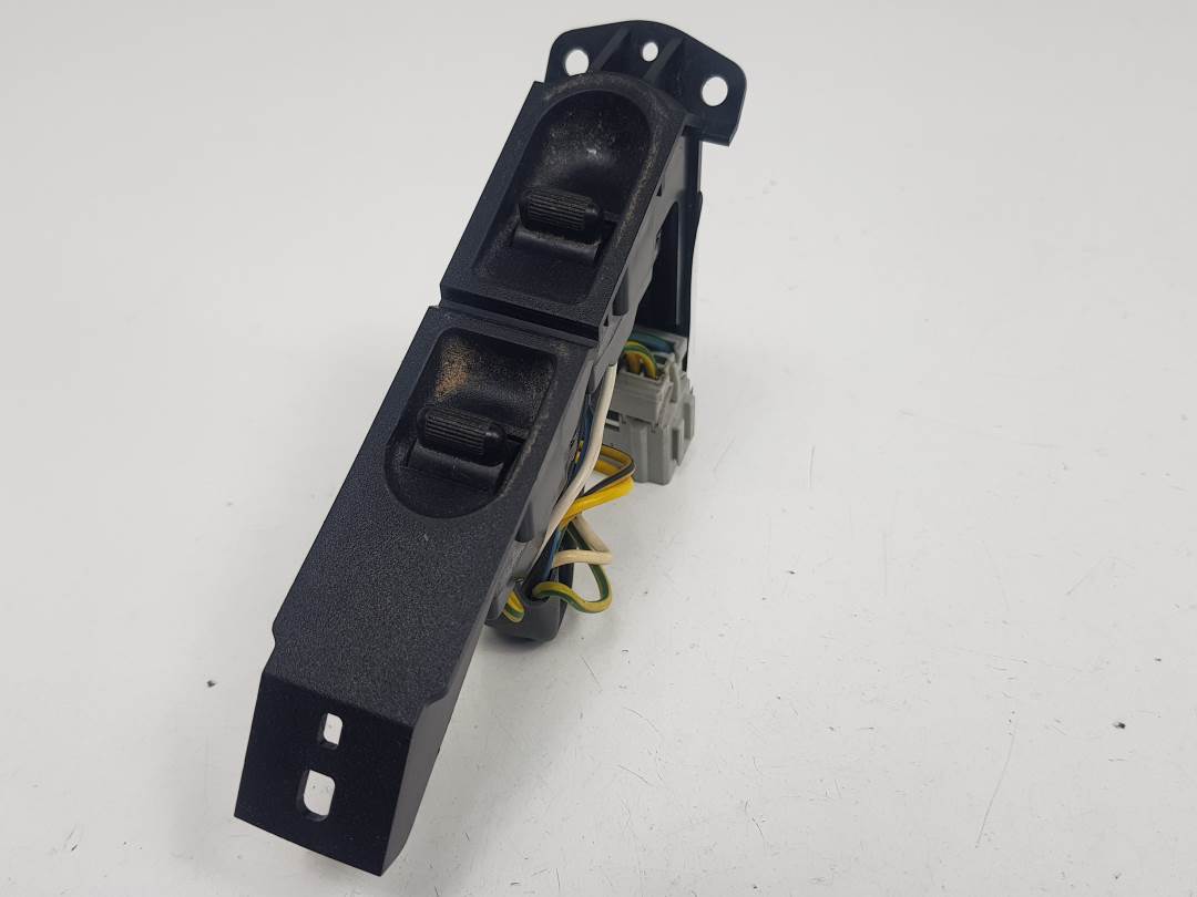 MANDO ELEVALUNAS DELANTERO DERECHO - MG ROVER - #535747