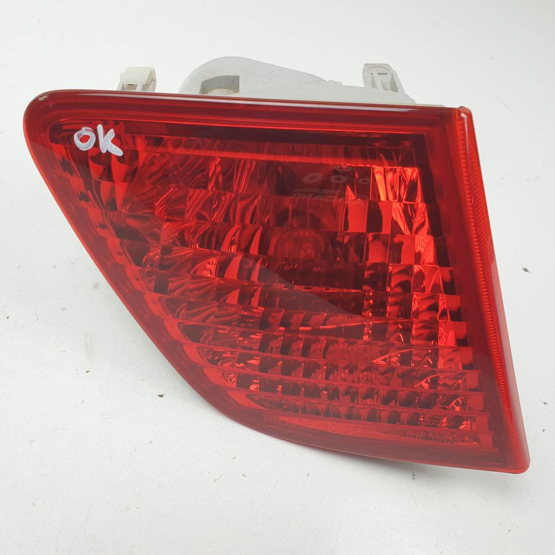 FARO ANTINIEBLA TRASERO IZQUIERDO - 3625054G0L - SUZUKI - LIANA RH (ER)