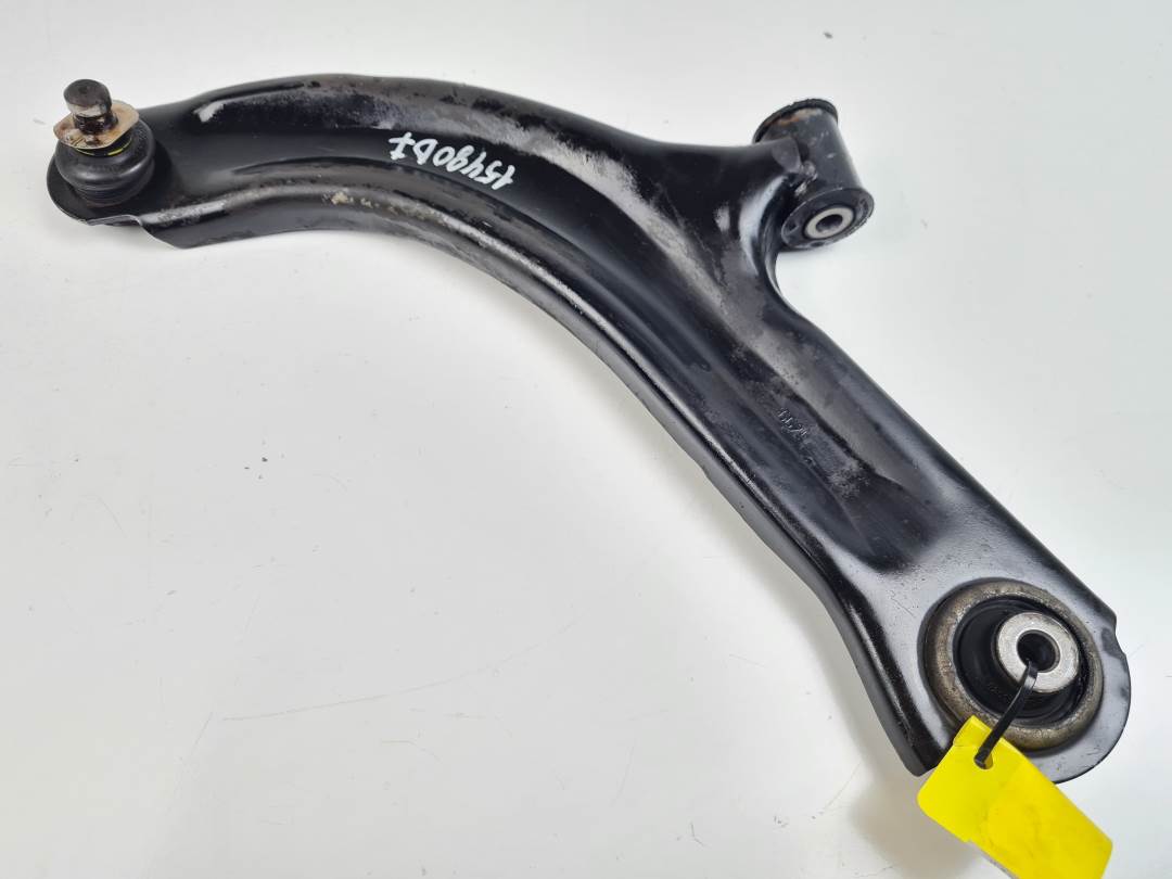 #1395800 BRAZO SUSPENSION INFERIOR DELANTERO IZQUIERDO