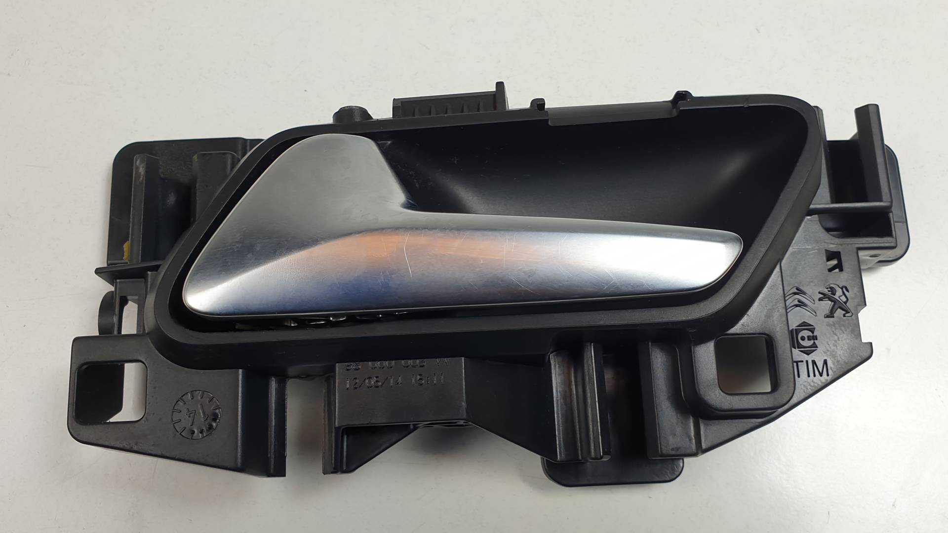 #3306374 MANETA INTERIOR DELANTERA IZQUIERDA