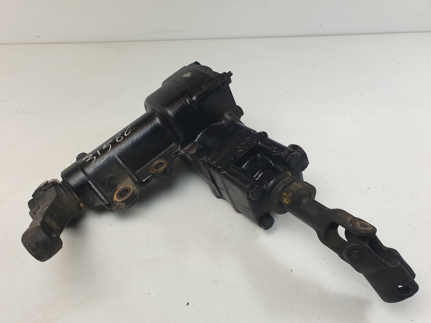 #3317679 CAJA DIRECCION