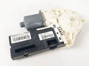 MOTOR ELEVALUNAS DELANTERO DERECHO - RENAULT - #1008510