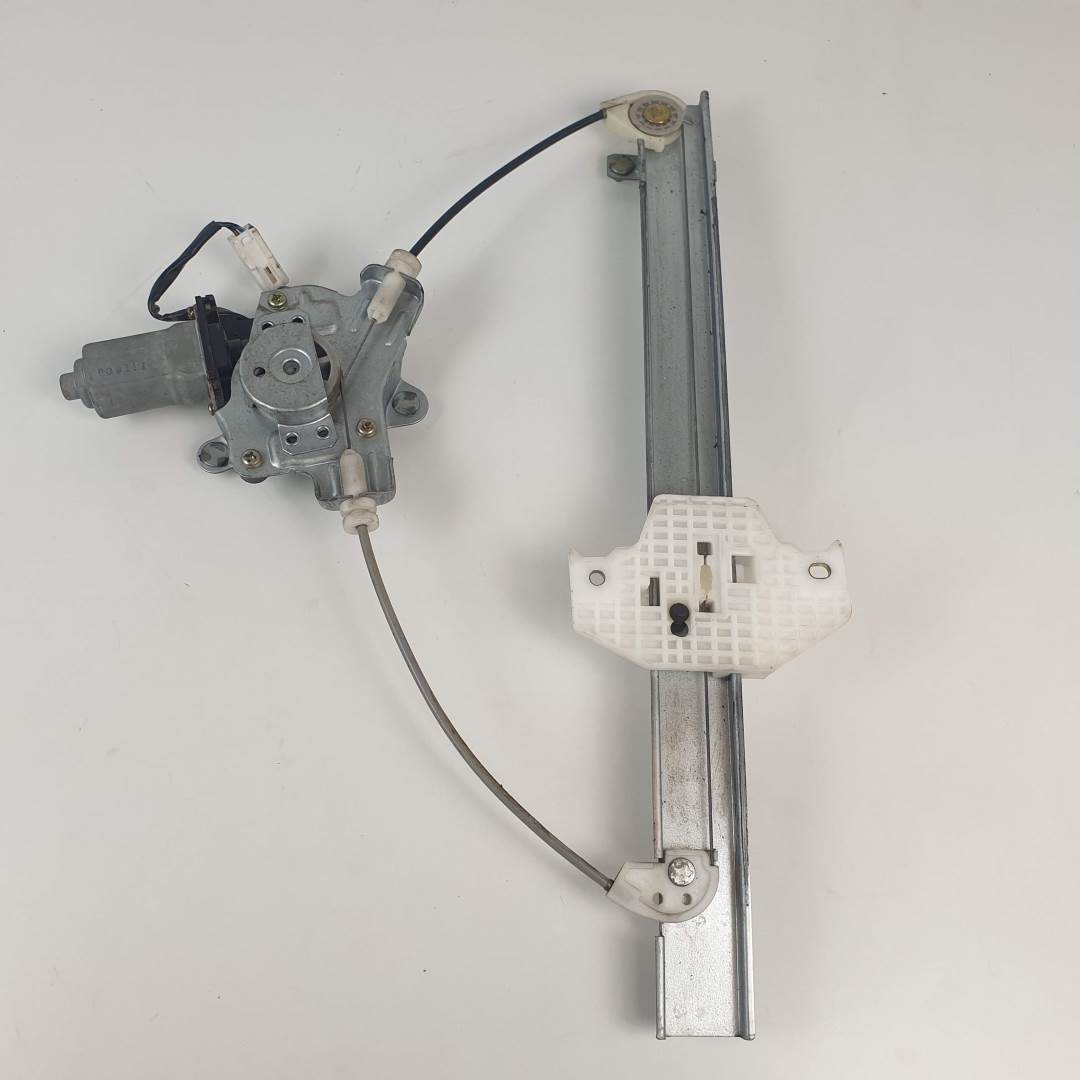 ELEVALUNAS TRASERO IZQUIERDO - 9881017200 - HYUNDAI - MATRIX (FC)