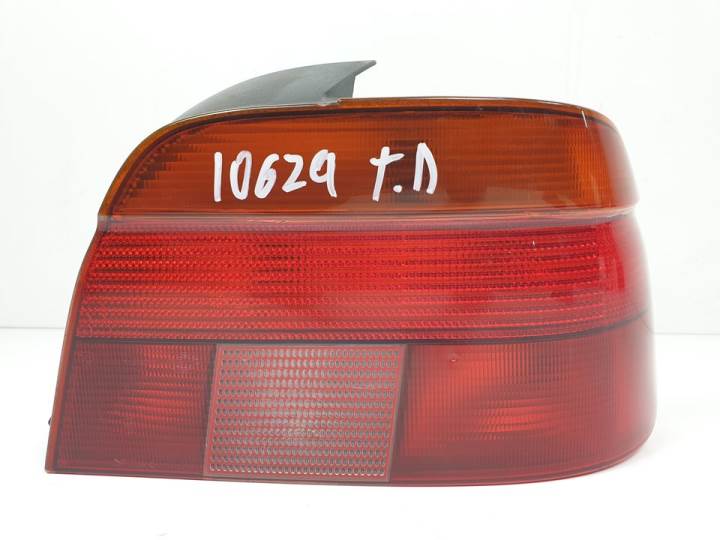 PILOTO TRASERO DERECHO - BMW - #747679