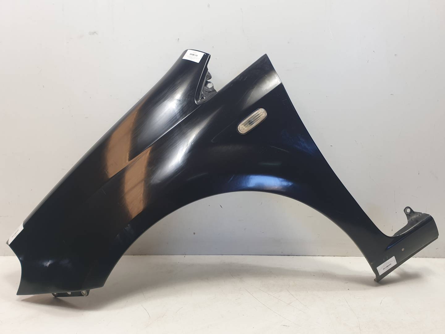 #3107431 ALETA DELANTERA IZQUIERDA