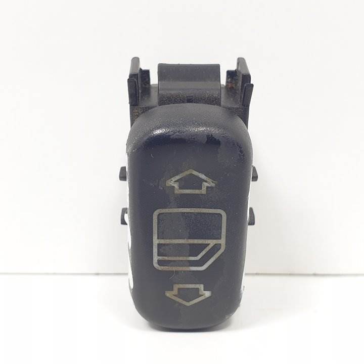 MANDO ELEVALUNAS DELANTERO DERECHO - MERCEDES - #1088021