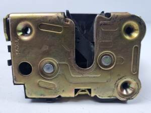 #3194933 CERRADURA PUERTA DELANTERA IZQUIERDA