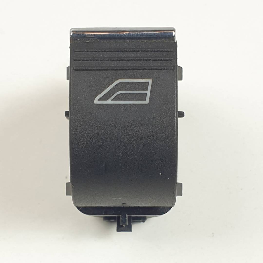 #3242118 MANDO ELEVALUNAS DELANTERO DERECHO