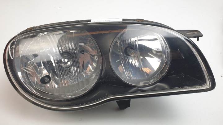 #1502479 FARO DERECHO