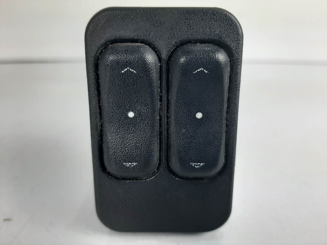 MANDO ELEVALUNAS DELANTERO IZQUIERDO - OPEL - #138125