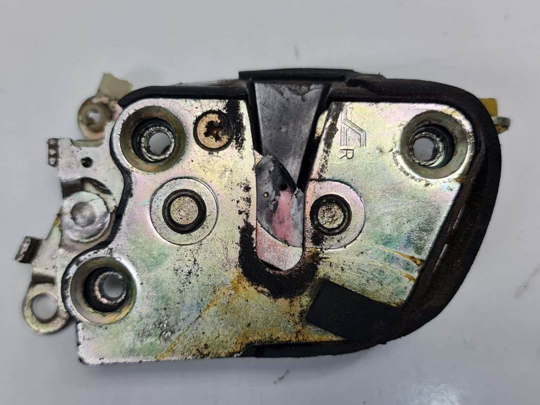 CERRADURA PUERTA DELANTERA DERECHA - TATA - INDICA