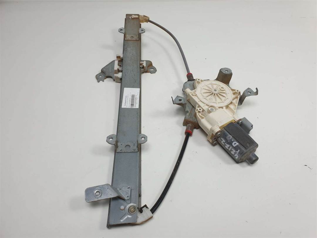 ELEVALUNAS DELANTERO DERECHO - NISSAN - #585213