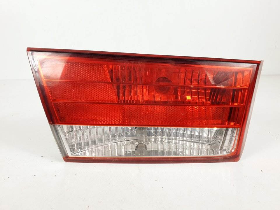 PILOTO TRASERO IZQUIERDO INTERIOR - L92403K0 - HYUNDAI - SONATA (NF)