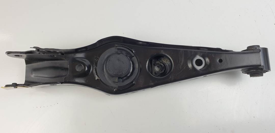 BRAZO SUSPENSION INFERIOR TRASERO IZQUIERDO - 55210D3050 - HYUNDAI - TUCSON