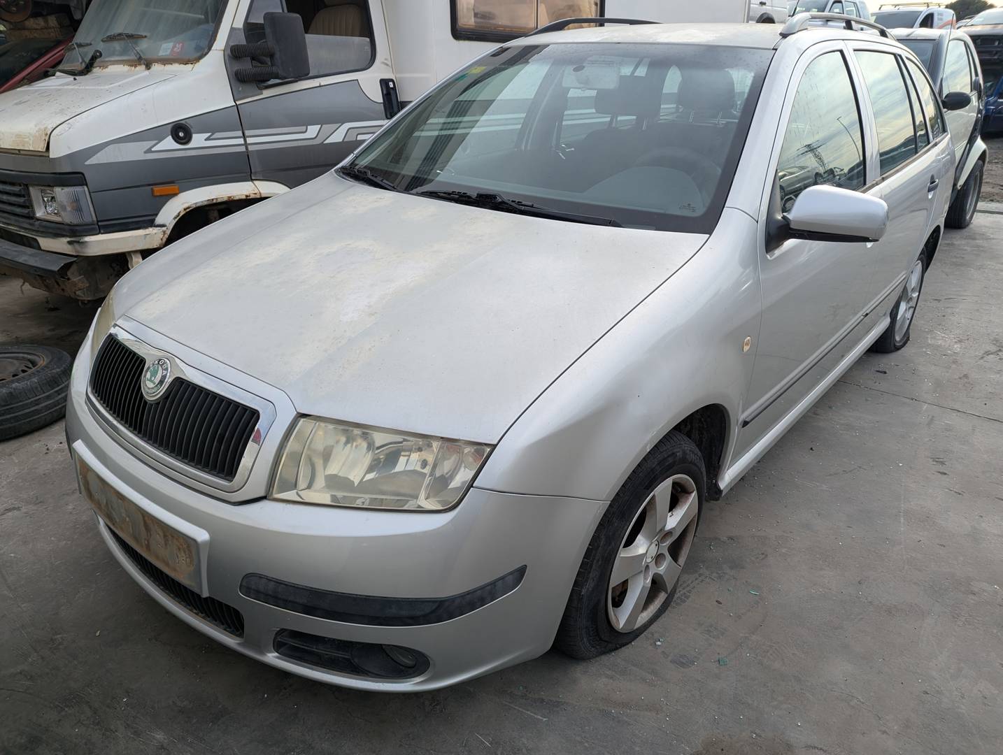 SKODA FABIA FAMILIAR (6Y5) (2000 - 2008)