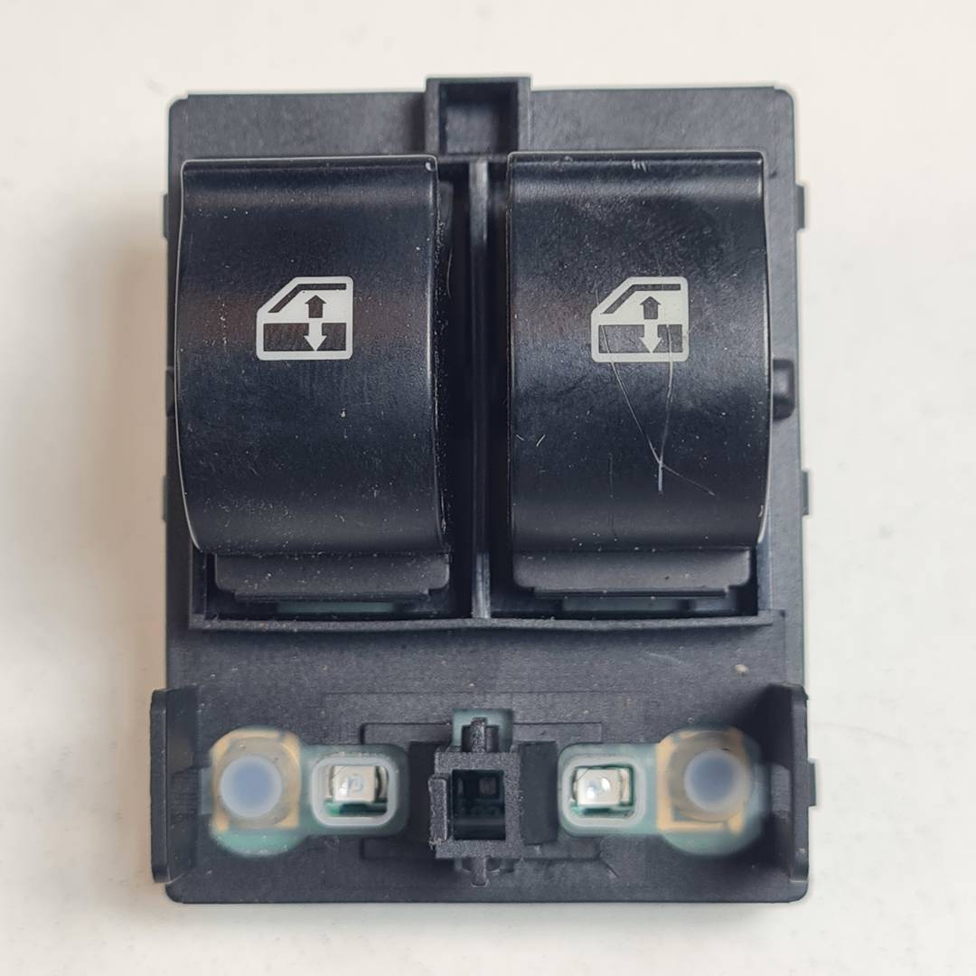 MANDO ELEVALUNAS DELANTERO IZQUIERDO