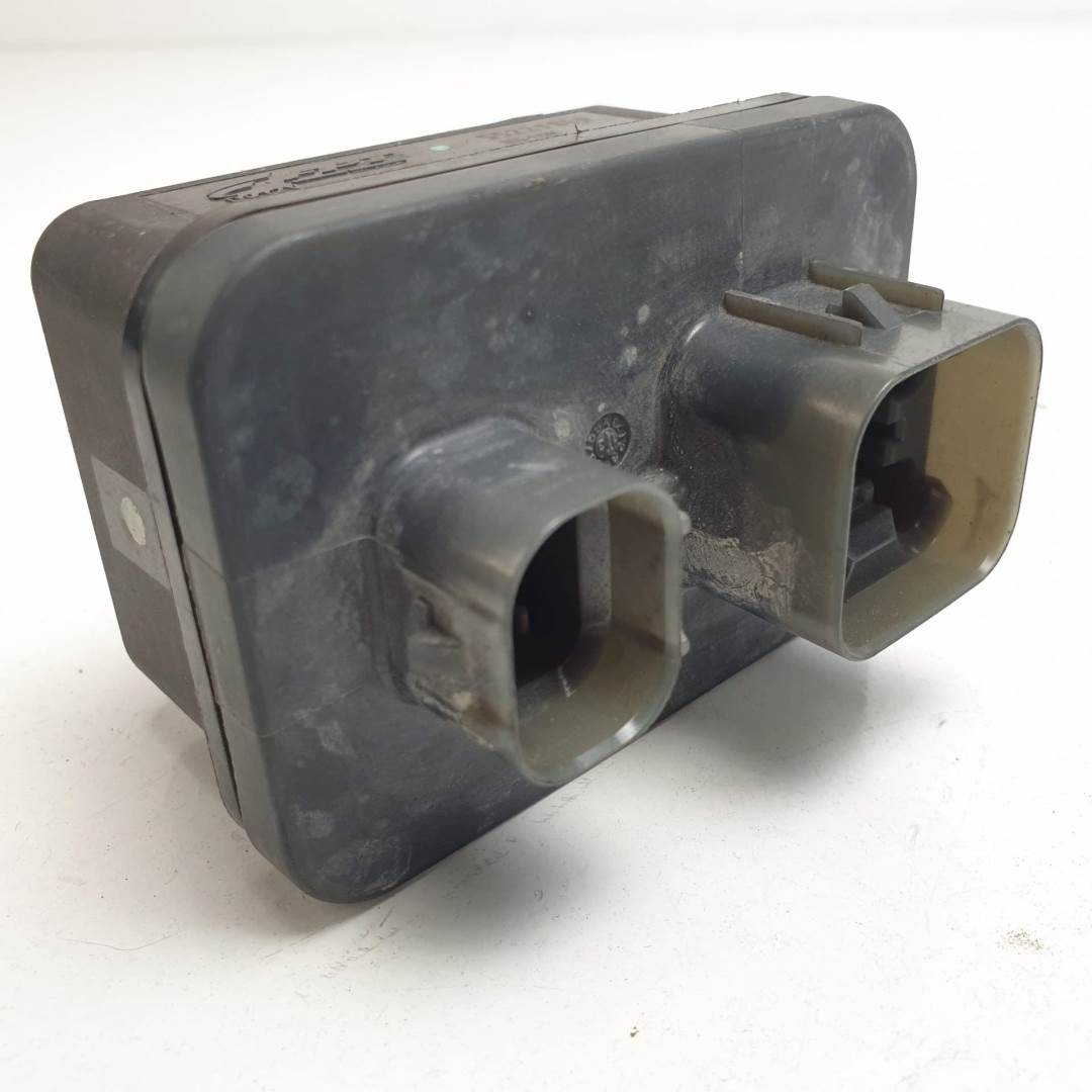 #1528682 CAJA PRECALENTAMIENTO